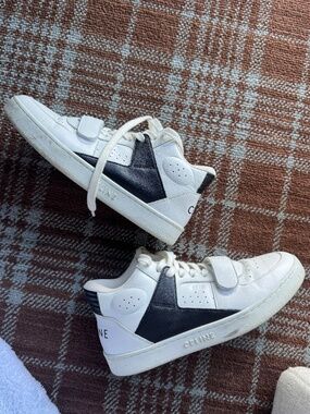 The Celine CT-02 Mid Sneaker Black ans White 37